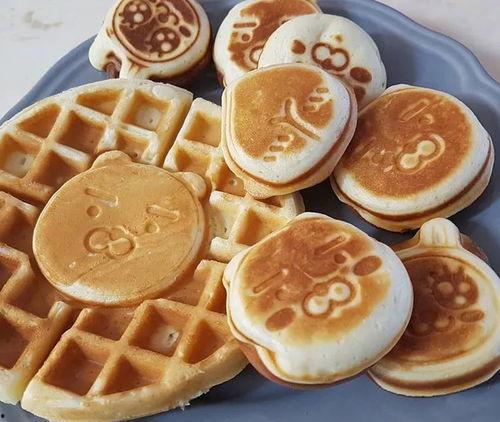 华夫饼冰淇淋图片