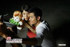 接吻床戏视频郭富城,揭秘明星私生活背后的激情瞬间